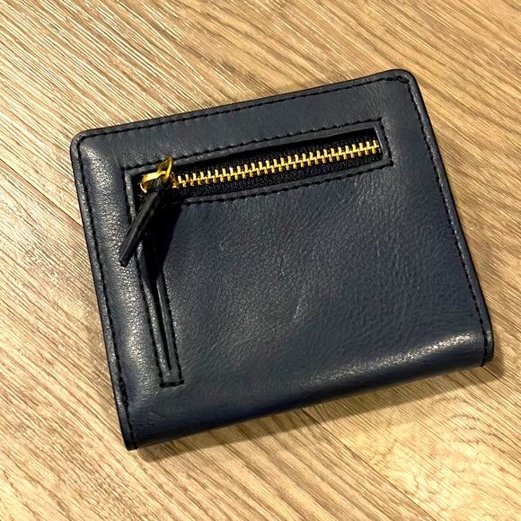 FOSSIL NAVY BLUE SMALL WALLET - Picture 5 of 5